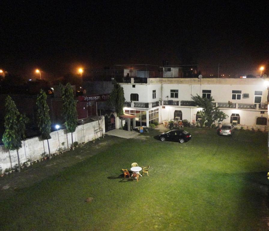 Fabexpress Landmark Awadh Lucknow Exterior foto